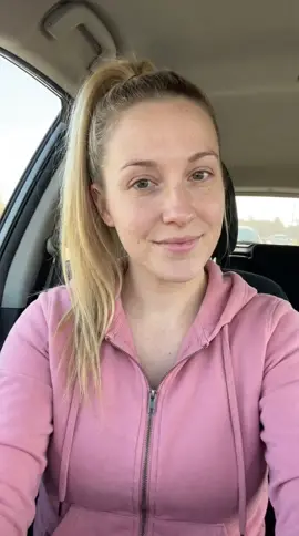 Brooke, AI actor, 24
