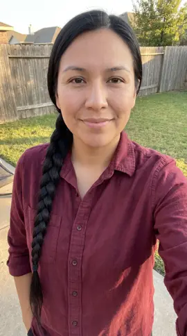 Dakota, AI actor, 33