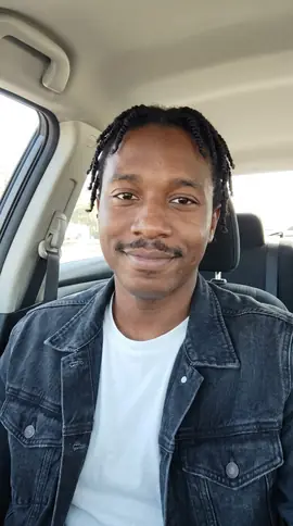 Darnell, AI actor, 31