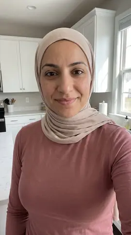 Fatima, AI actor, 30